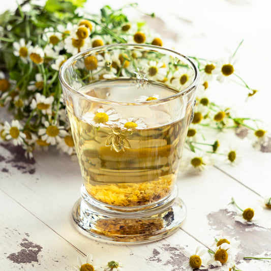 Descubre los maravillosos beneficios y todas las propiedades de la infusión de Manzanilla